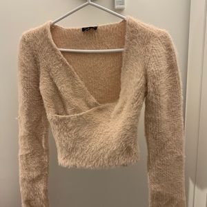 FUZZY WRAP TOP